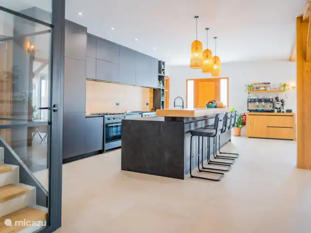 Casa Lua Galera | Espagne, Andalousie, Huescar - villa Une grande cuisine ouverte avec bar