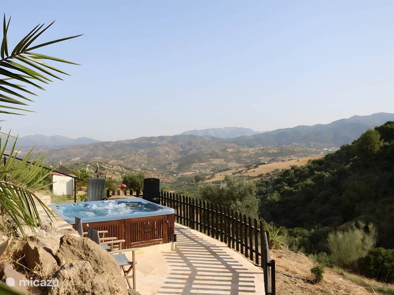 Holiday home in Spain, Andalusia, Tolox Bungalow Private bungalow with jacuzzi in the park.