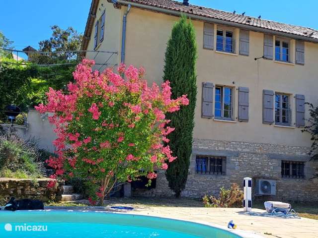 Holiday home in France, Midi-Pyrenees – holiday house Queduchique