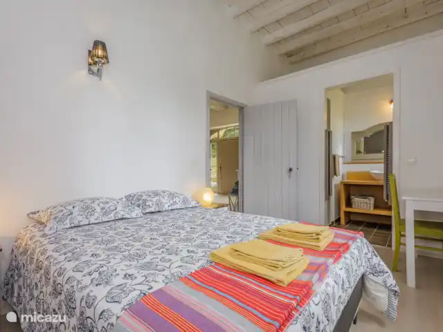 Quéduchique | France, Lot, Salviac - maison de vacances La chambre