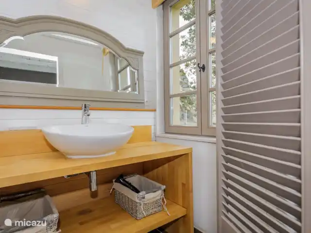 Quéduchique | France, Lot, Salviac - maison de vacances Salle de Bains