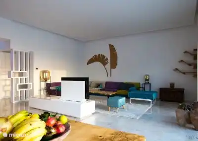 foto van living vanuit de keuken genomen