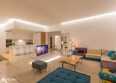 overzicht living met keuken