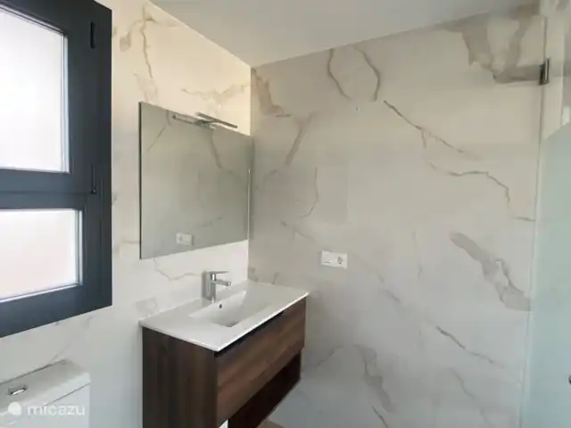 apartamento en España, Costa Blanca, Villamartin – Apartamento Querrero El apartamento tiene 2 baños.