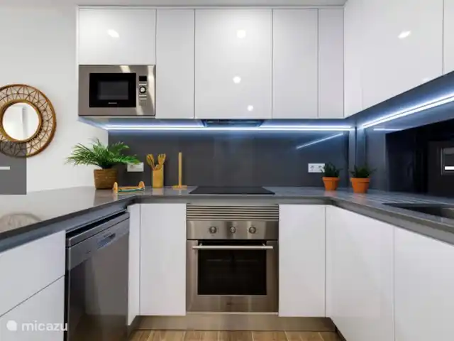 apartamento en España, Costa Blanca, Villamartin – Apartamento Querrero La cocina está totalmente equipada.
Desde cortador de pizza hasta cortador de pizza, no te faltará de nada.