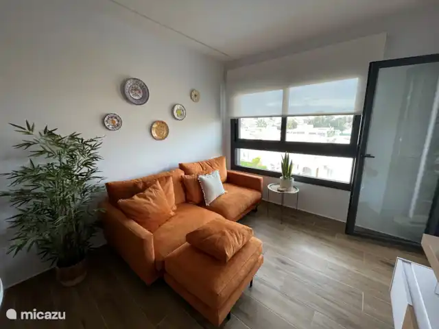 apartamento en España, Costa Blanca, Villamartin – Apartamento Querrero Salón, acogedor y funcional, seguido del balcón.