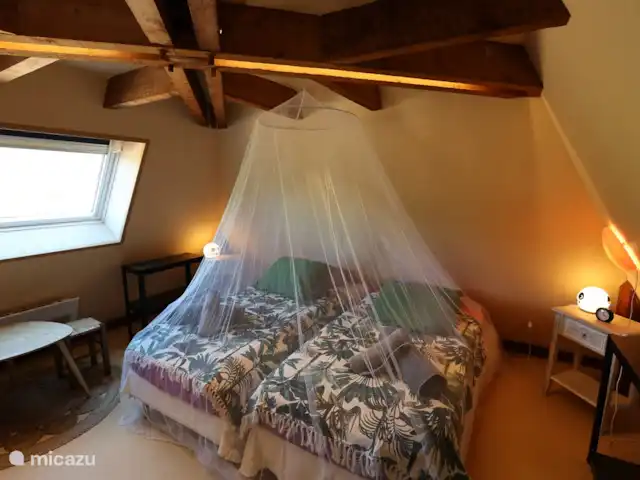 Villa Fauvel | France, Dordogne, Monplaisant - villa La chambre sous les toits