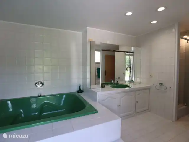 Villa Fauvel | France, Dordogne, Monplaisant - villa La salle de bain du Rez-de-chaussée