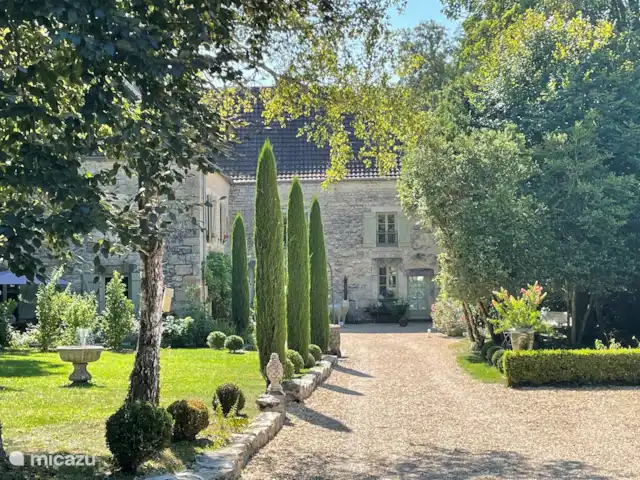 gîte / cottage huren in Frankrijk, Bourgogne, Curtil-Vergy – L’Instant Feltré alleen voor volwassenen gîte / cottage huren in Frankrijk, Bourgogne, Curtil-Vergy – L’Instant Feltré alleen voor volwassenen
