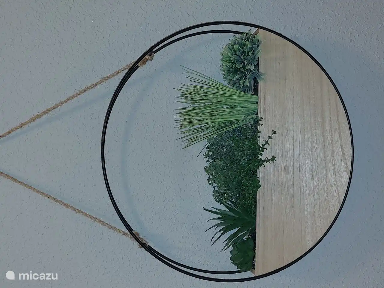 Decoración en la escalera.