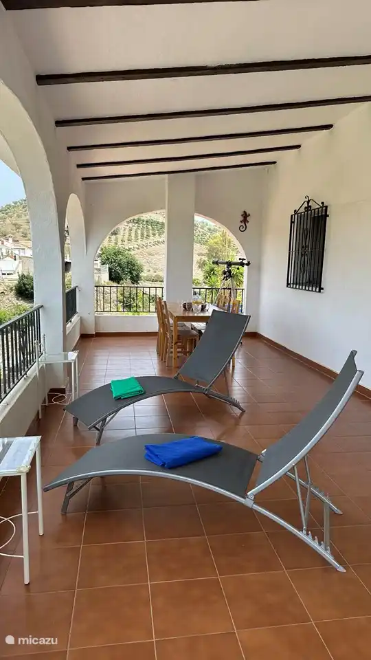 Terrasse im Obergeschoss