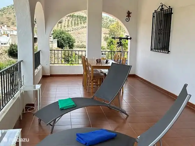 casa de nosotros en España, Andalucía, Canillas de Aceituno - villa Terraza arriba