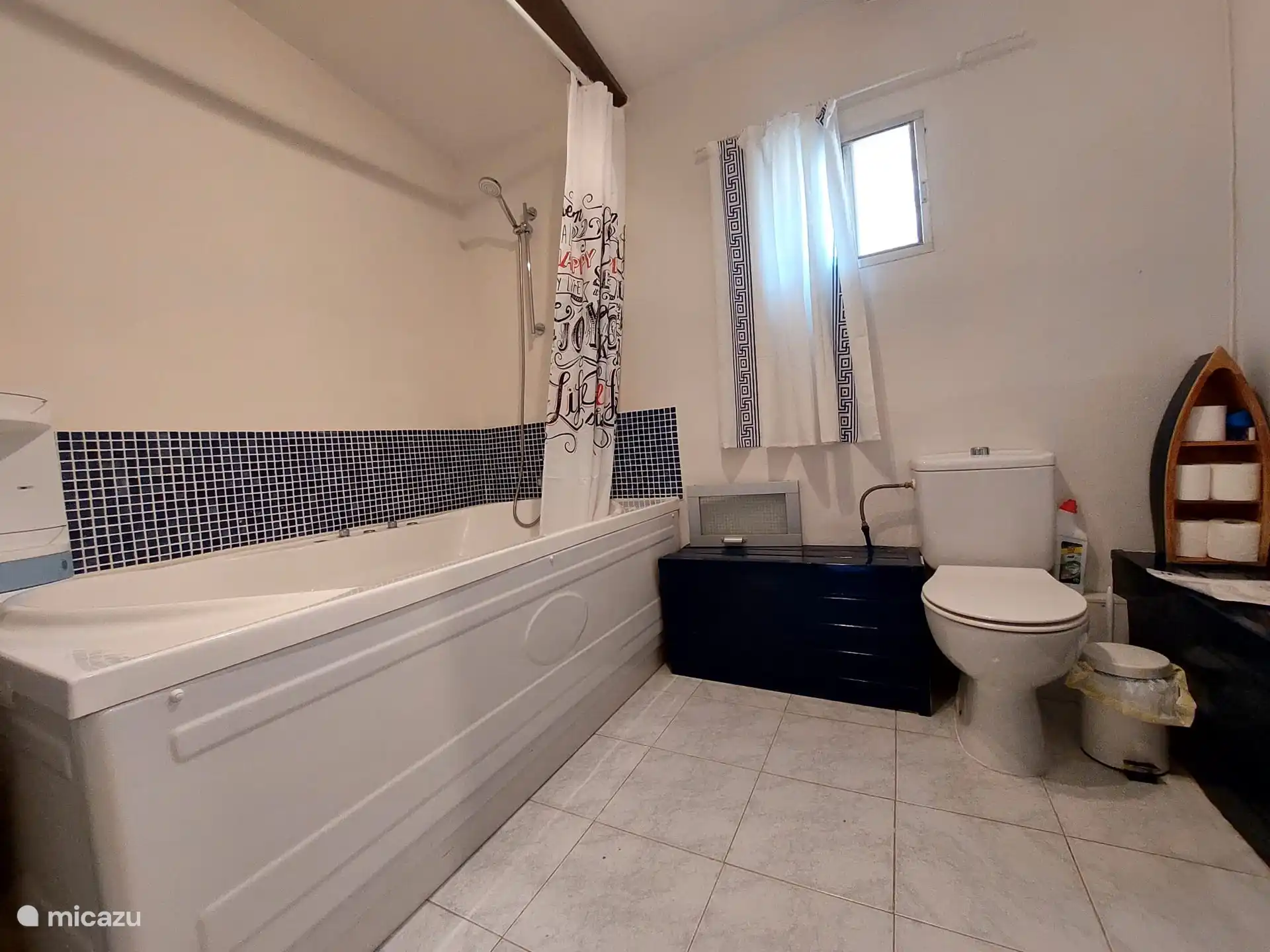 Badezimmer im Obergeschoss