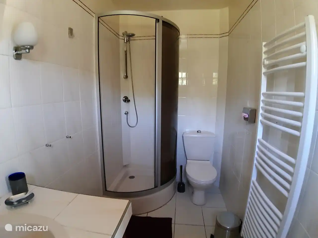 La salle d'eau du pigeonnier