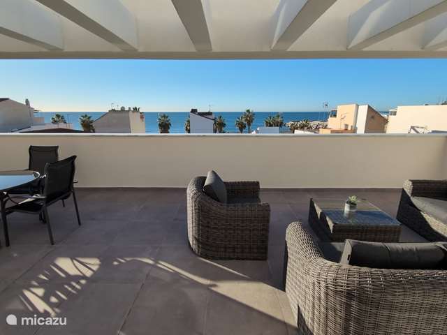Vakantiehuis Spanje, Costa del Sol, Caleta de Velez penthouse Penthouse El Carmelo, naast strand