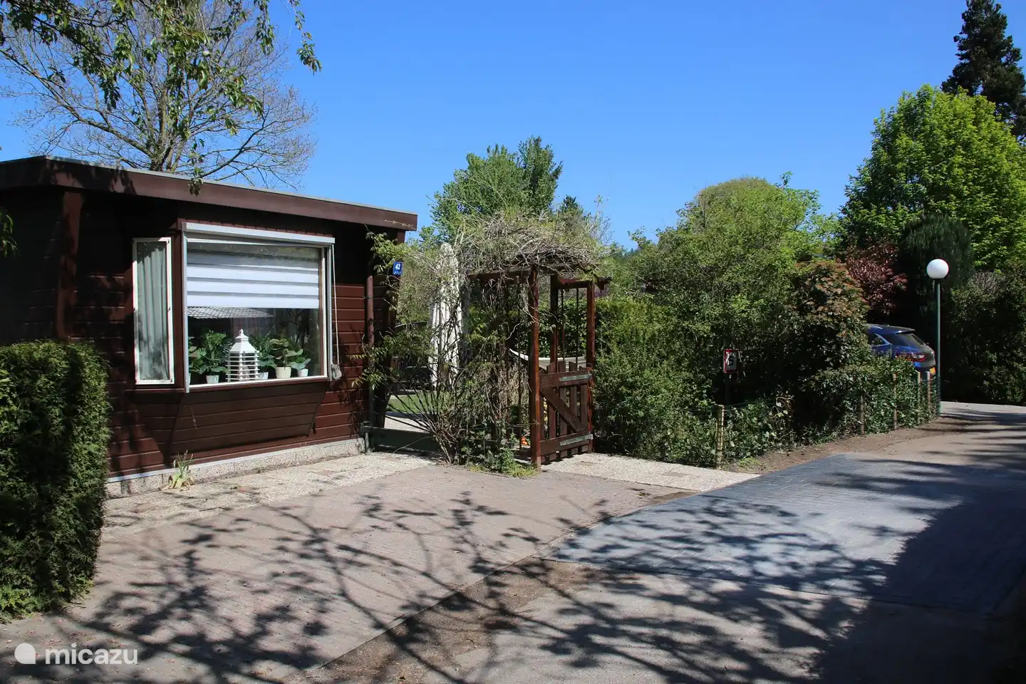 der Vorderseite der Unterkunft