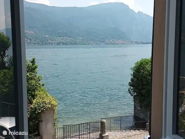 La Casa Sul Lago | Italie, Lac de Côme, Onno - appartement La vue depuis le salon.