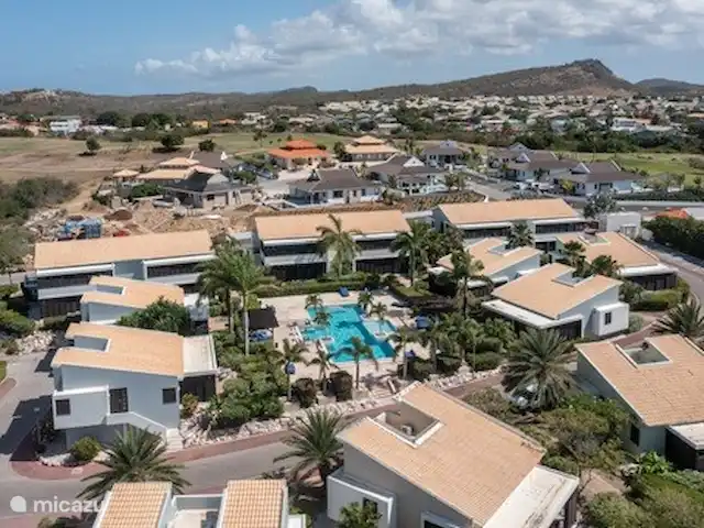 Bungalow de luxe sur Blue Bay | Curaçao, Curaçao-Centre, Blue Bay - bungalow Le jardin de Blue Bay avec une belle piscine
