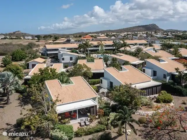 Bungalow de luxe sur Blue Bay | Curaçao, Curaçao-Centre, Blue Bay - bungalow Le jardin de Blue Bay avec une belle piscine