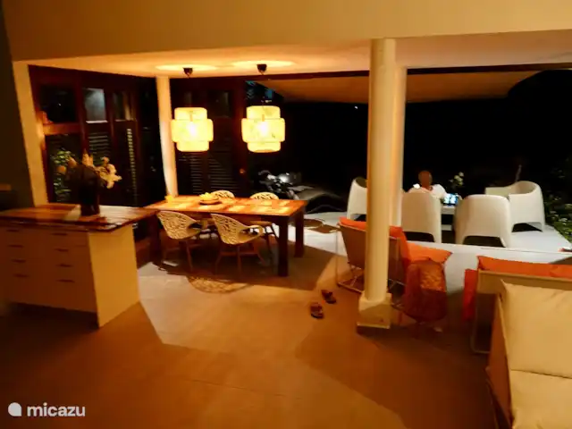 Bungalow de luxe sur Blue Bay | Curaçao, Curaçao-Centre, Blue Bay - bungalow Salon et terrasse