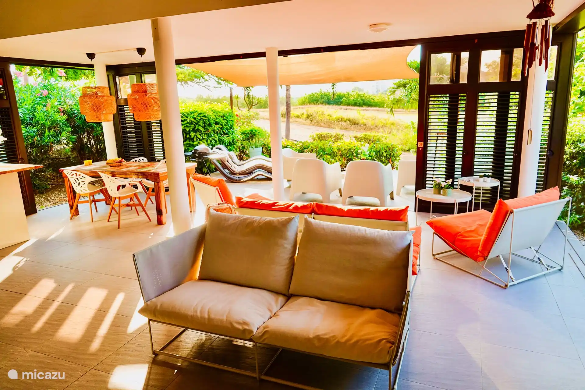 Sitting area by the TV