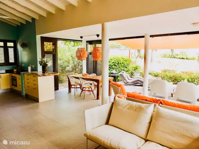 Bungalow de luxe sur Blue Bay | Curaçao, Curaçao-Centre, Blue Bay - bungalow Salon spacieux