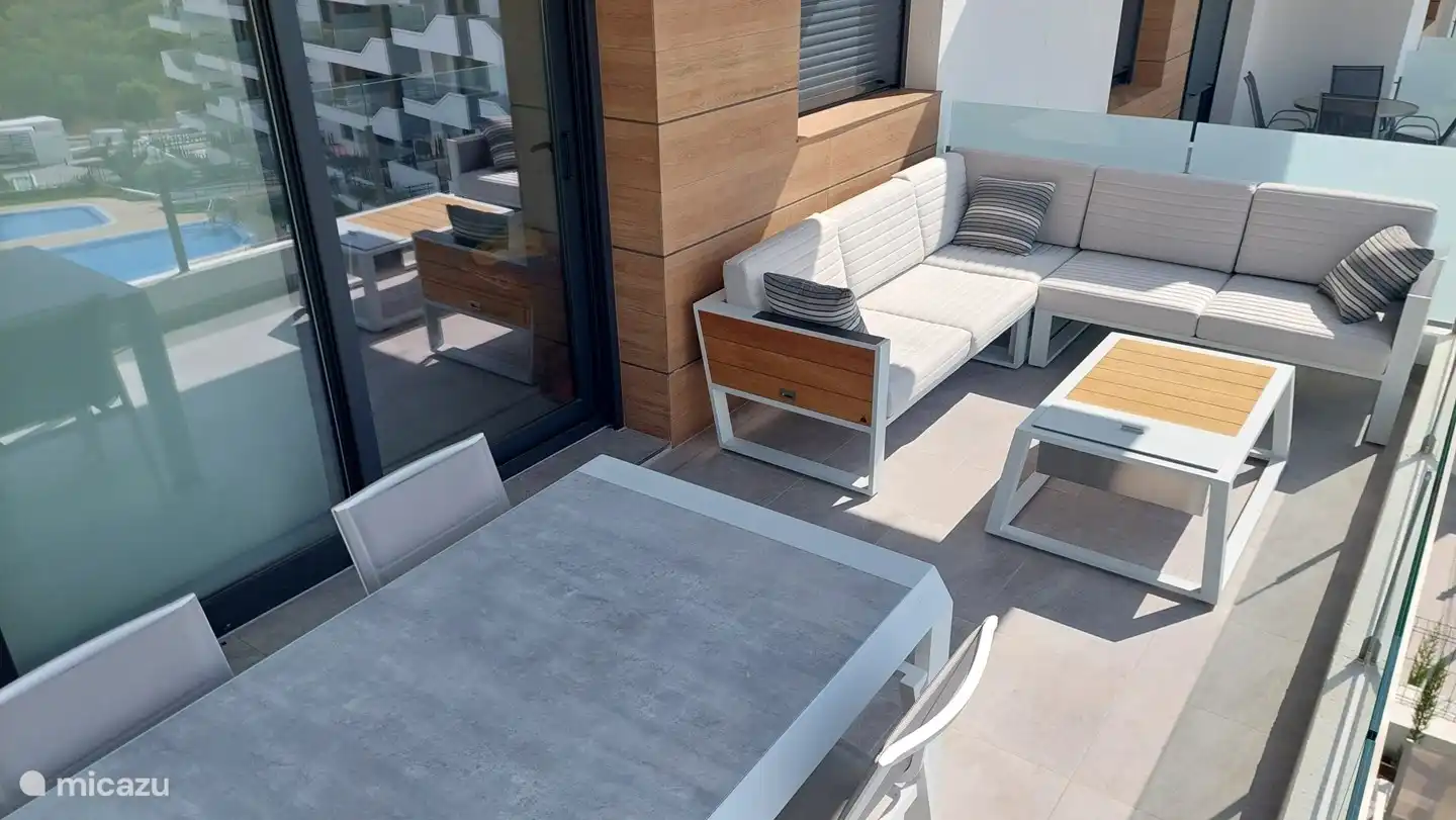 Ensemble de salon sur la terrasse