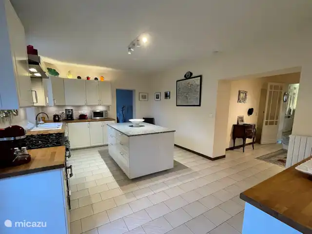 Villa dans village typique Dordogne | France, Dordogne, Trémolat - villa La très grande cuisine