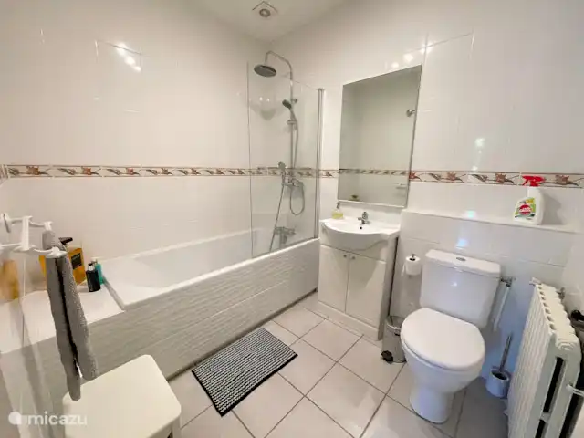 Villa dans village typique Dordogne | France, Dordogne, Trémolat - villa Salle de bain