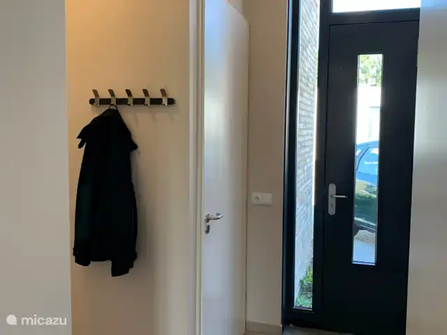 Vista del prado en Países Bajos, Barbante Septentrional, Cromvoirt - bungaló Hall con entrada