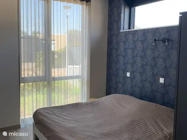 Vista del prado en Países Bajos, Barbante Septentrional, Cromvoirt - bungaló Dormitorio con cama de matrimonio (180x200)