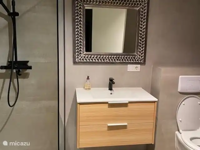 Villa Corniche con vistas al mar en St Tropez en Francia, Costa Azul, Les Issambres - villa Apartamento con baño