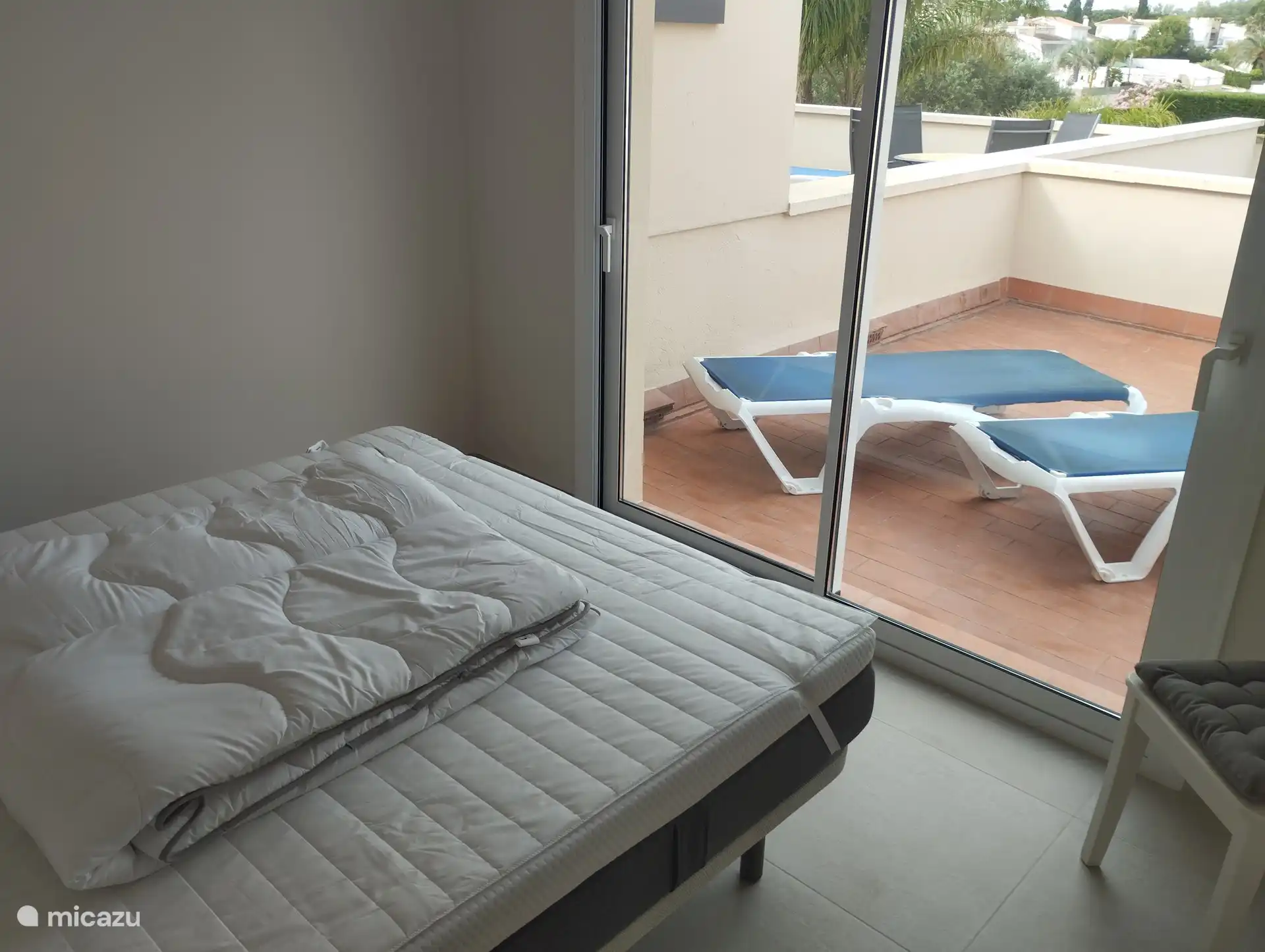 Slaapkamer 3 met eigen balkon