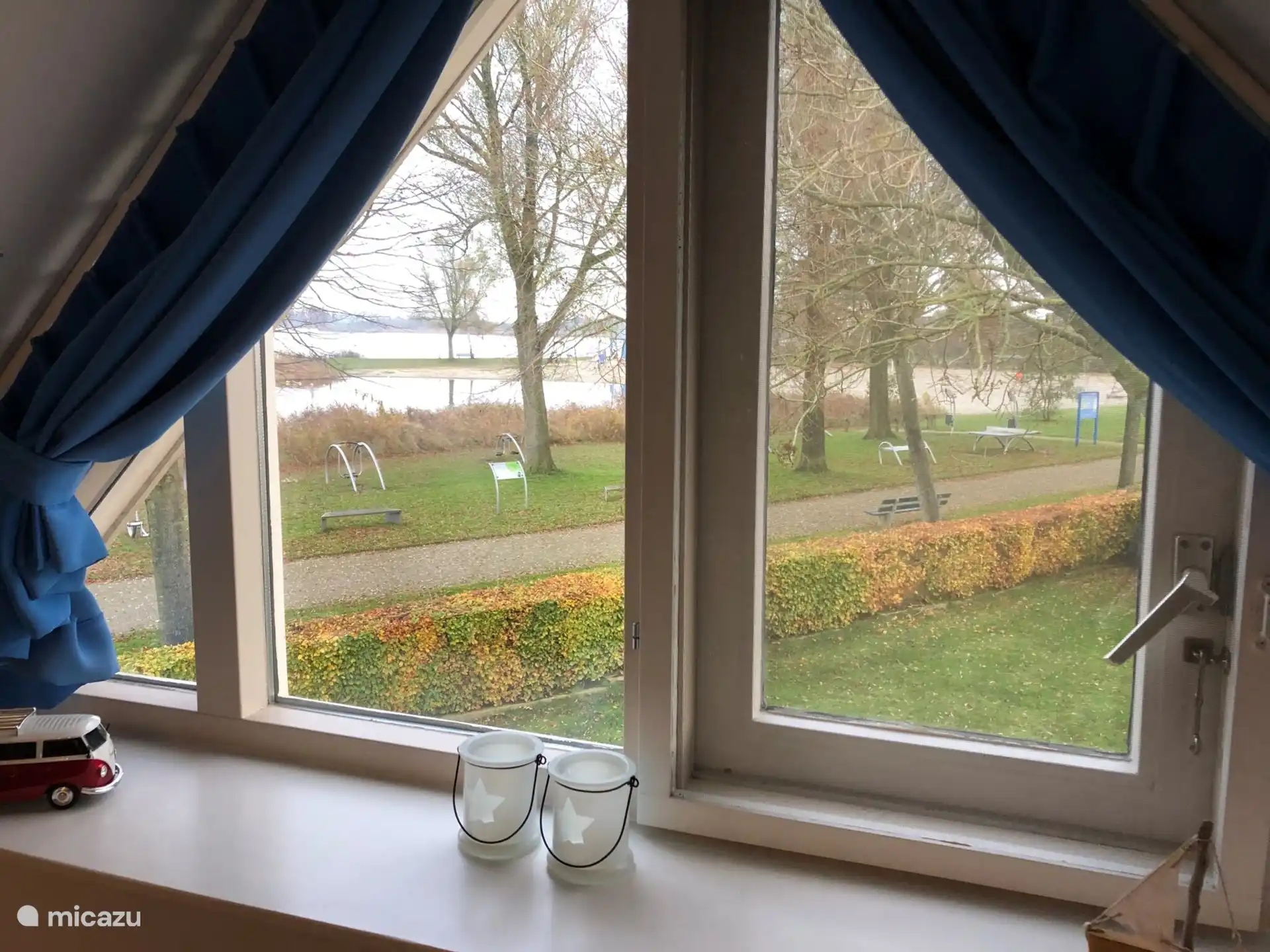 Blick vom Schlafzimmer im Obergeschoss