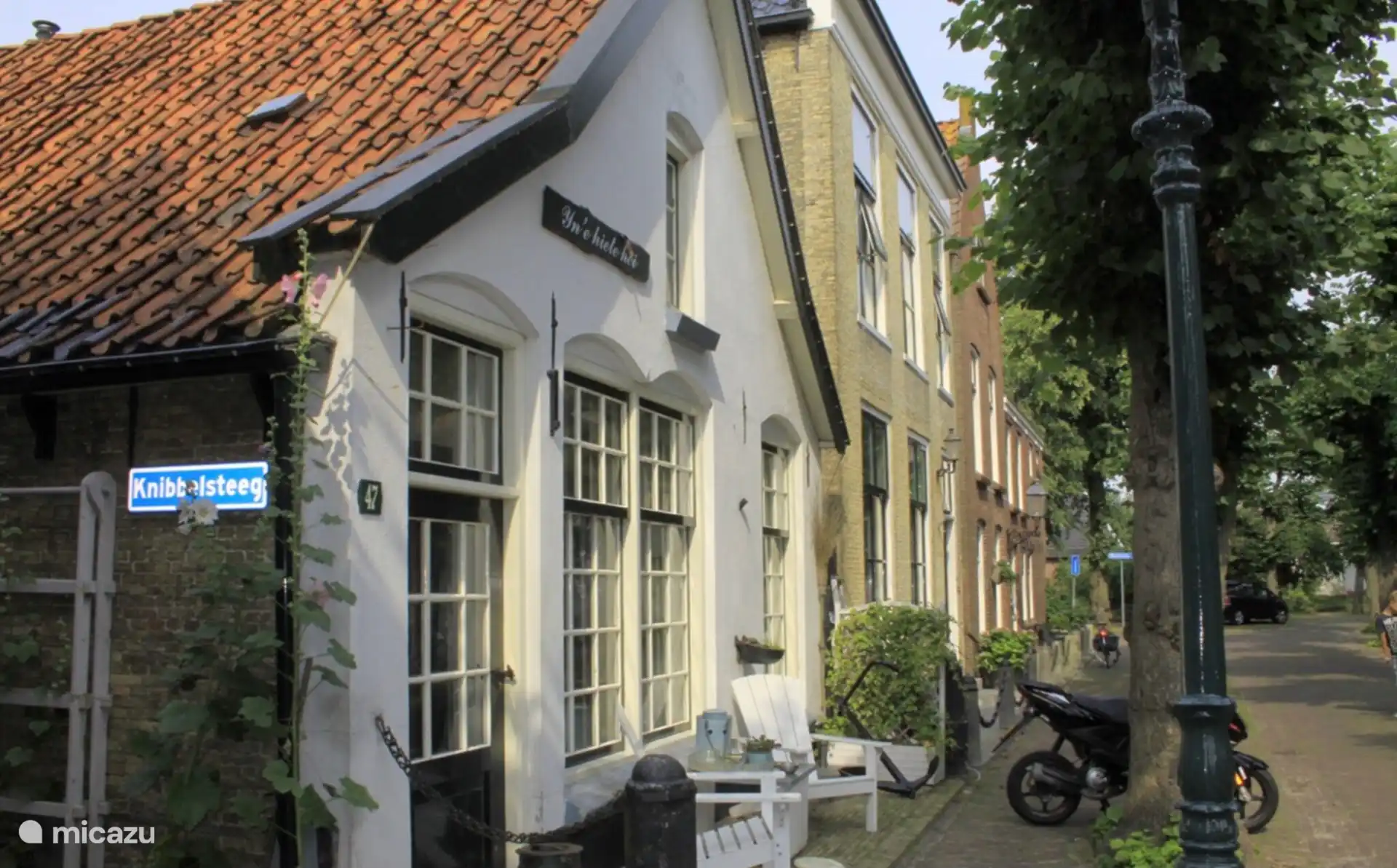 Schöne alte Gebäude in der Dorfstraße