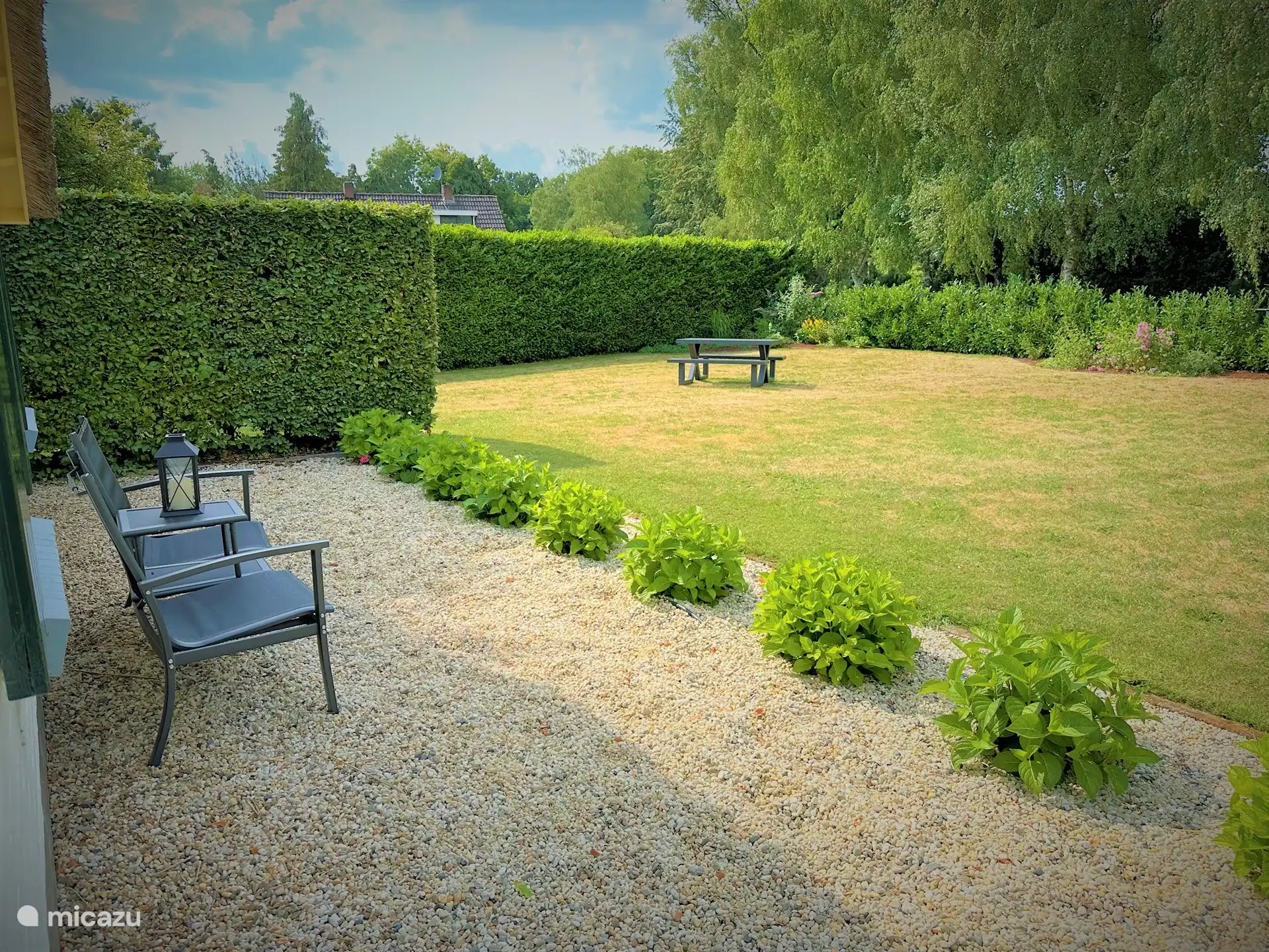 The tête-a-tête seating and the picnic table. You will find matching pillows in the pillow box.