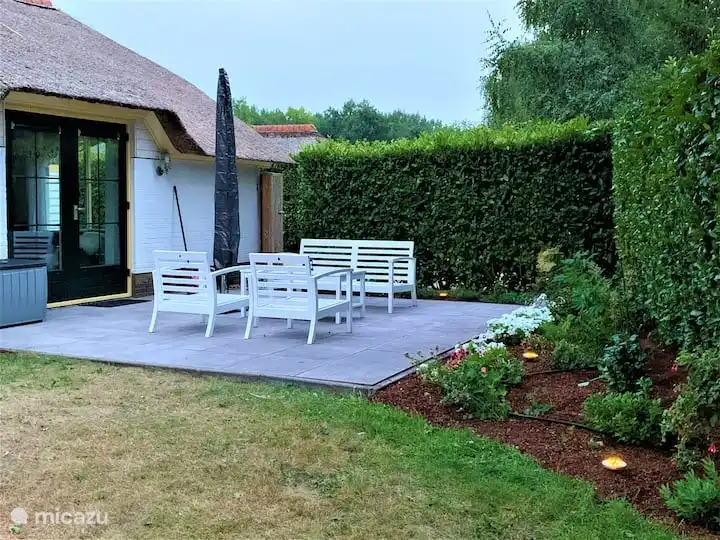 You can also enjoy the terrace with mood lighting in the evening...