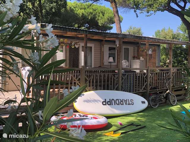 Holiday home in France, Provence – chalet luxury mobile home Toison d'Or