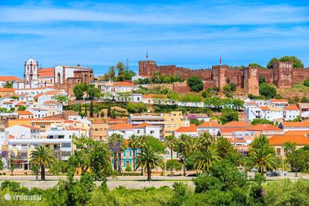 Silves ist eine maurische Stadt an der Algarve