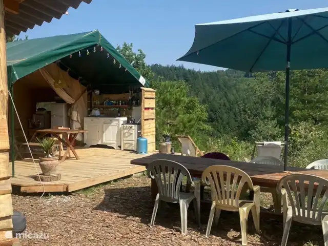 glamping / safaritent / yurt huren in Frankrijk, Aude, Montjardin – Courtizaire du Haut glamping / safaritent / yurt huren in Frankrijk, Aude, Montjardin – Courtizaire du Haut