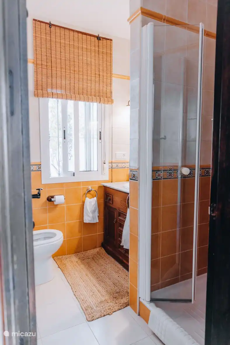 Badezimmer im Schlafzimmer 2