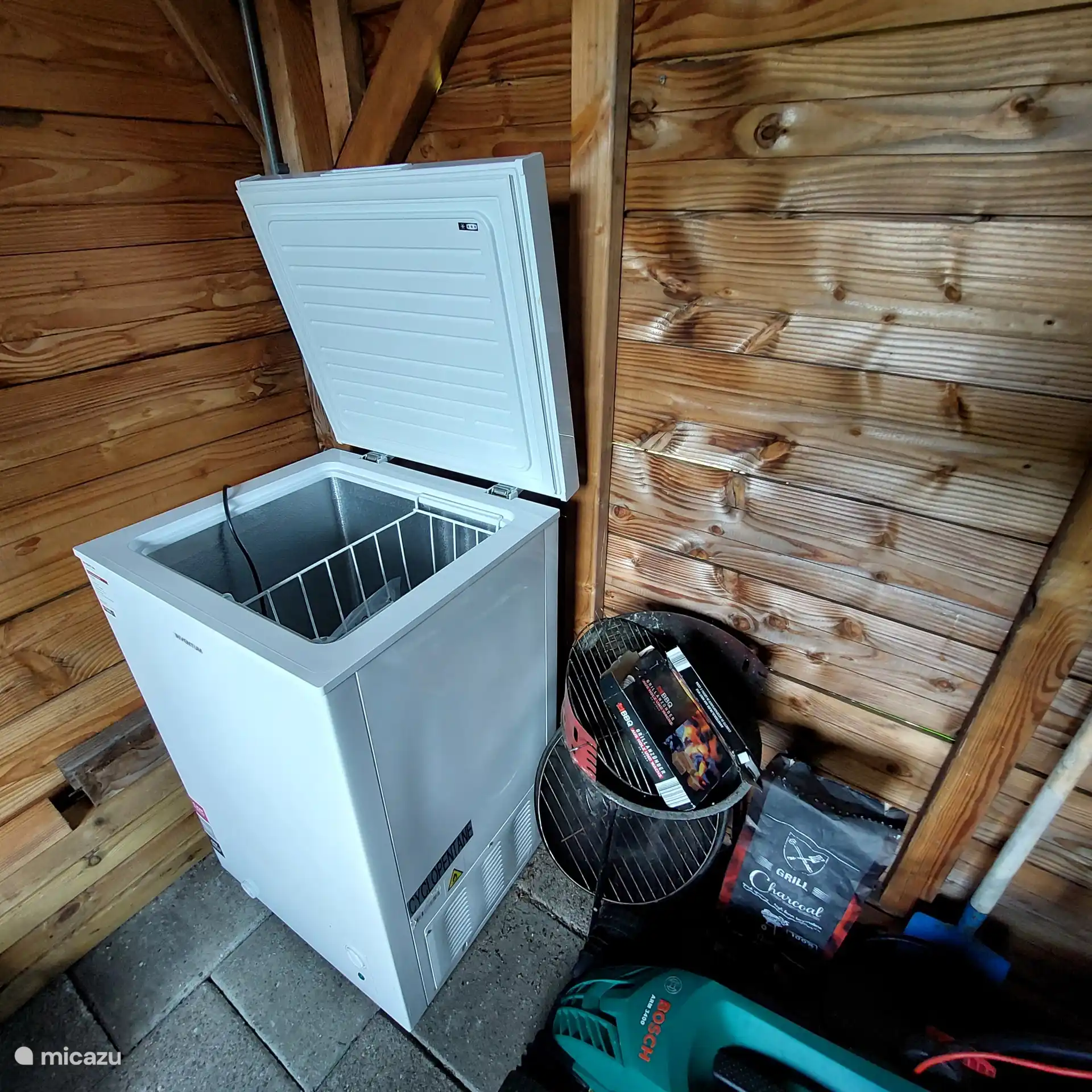 Vrieskist, barbeque.