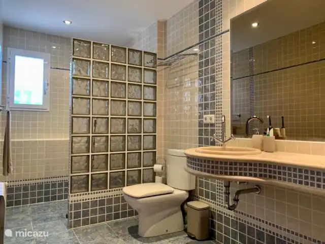 Casa Las Artas | Espagne, Costa Blanca, Alfáz del Pi - villa Salle de bain 1 dans le bâtiment principal