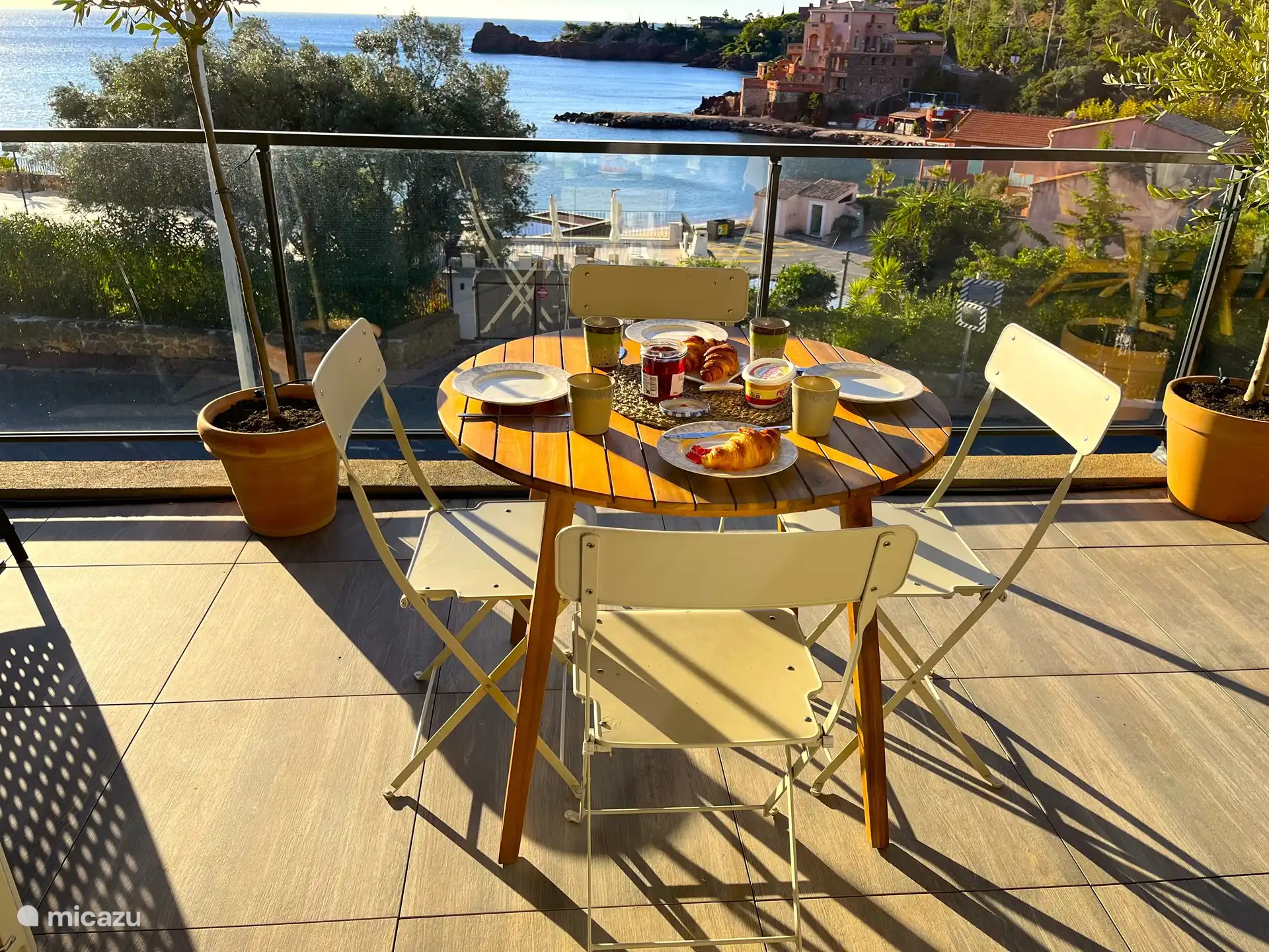 Frühstück auf der Terrasse?