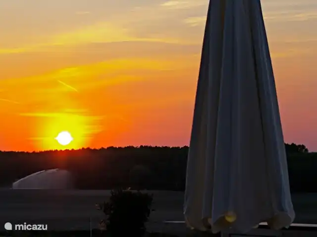 La Gloriette | France, Maine-et-Loire, Les Bois d'Anjou - gîte / cottage coucher de soleil spectaculaire