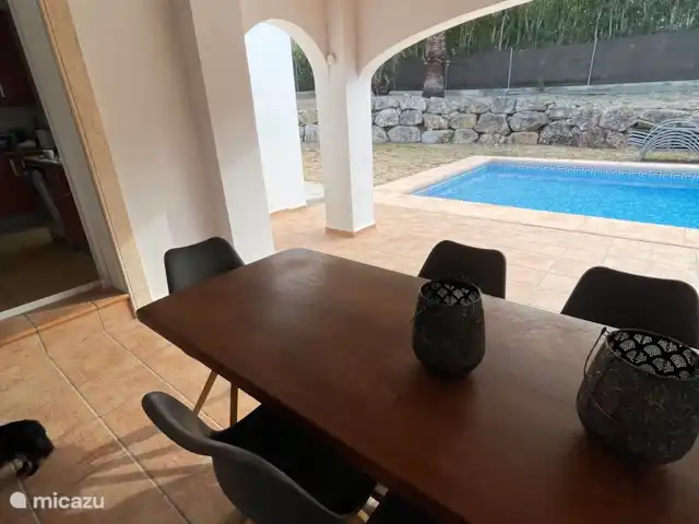 Villa las Lunas en España, Costa Blanca, Jávea - casa vacacional Vista desde el salón a la terraza.