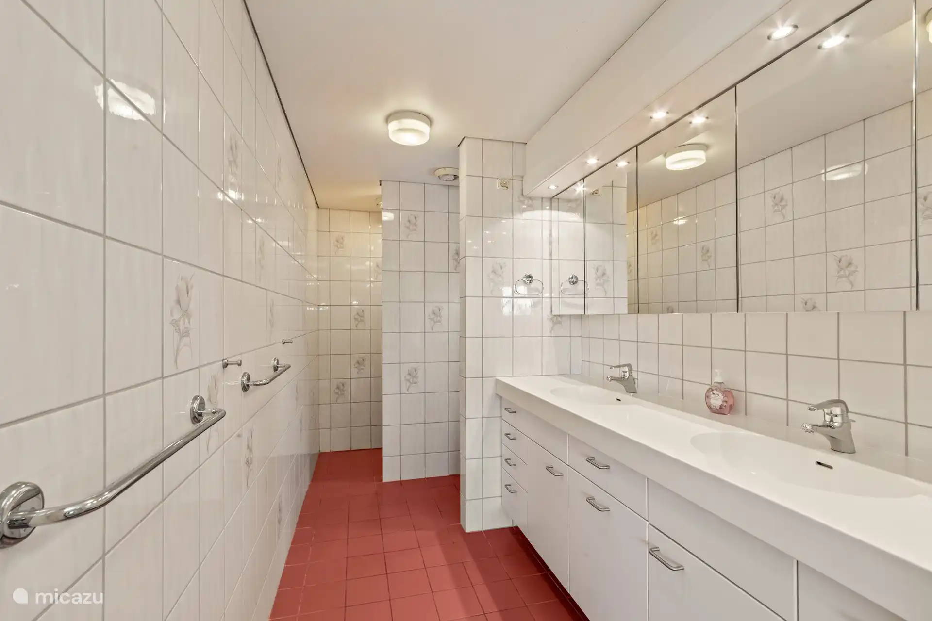 Badezimmer 2 gehört zu Schlafzimmer 2.