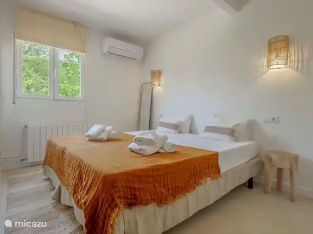 Casa Julio en España, Costa Blanca, Benissa - villa Dormitorio 2 con 2 camas individuales