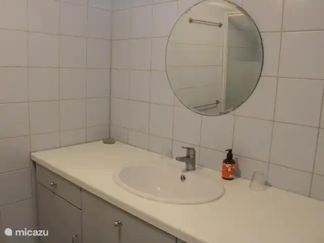 Villa Marie | France, Var, Cotignac - villa studio de salle de bain