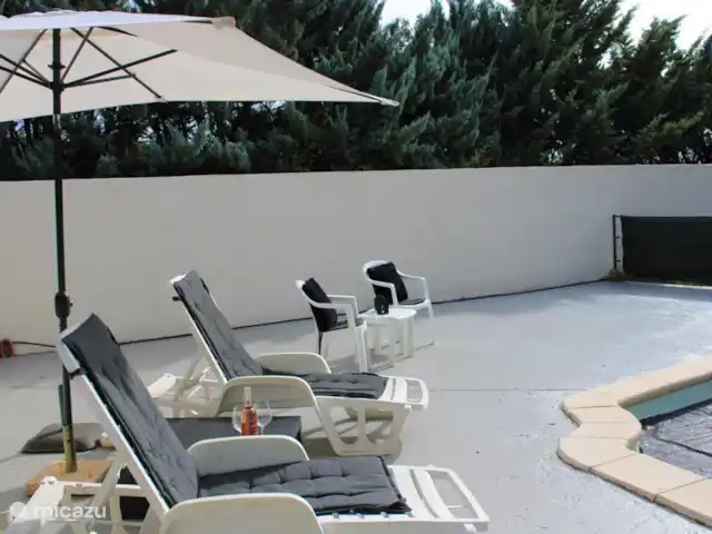 Villa Marie | France, Var, Cotignac - villa piscine. 9x4 mètres.
Max 2 mètres de profondeur